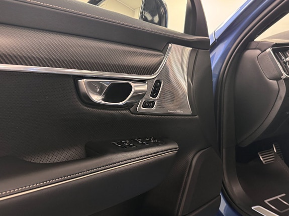 Volvo S90 7 of 17