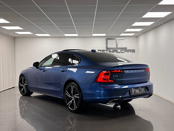 Volvo S90 16 of 17