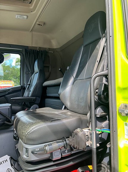 Scania G450 8x4*4 Tridem Kranväxlare 11 of 12