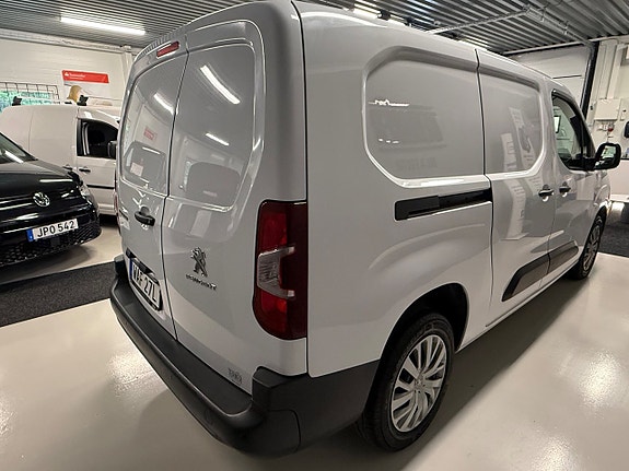 Peugeot Partner 4 of 5