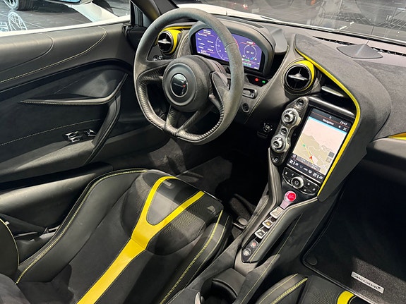 McLaren 720S 6 of 30