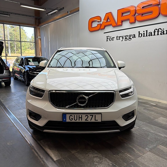 Volvo XC40 6 of 13