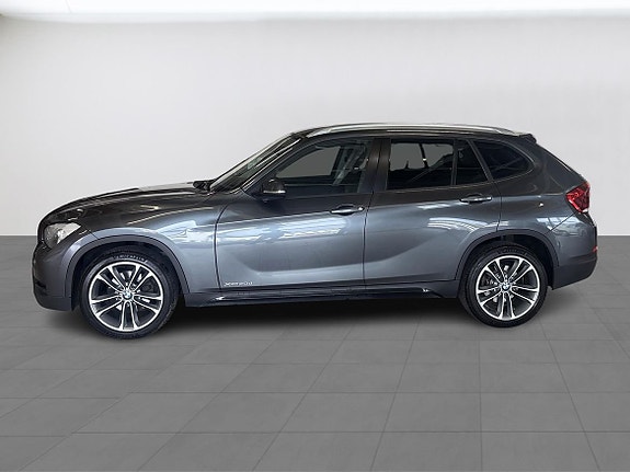 BMW X1 2 of 5