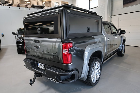Chevrolet Silverado 5 of 5