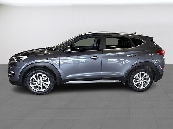 Hyundai Tucson 2 of 5