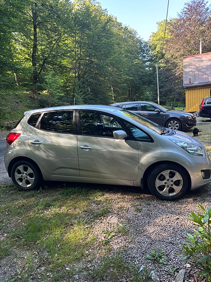 Kia Venga 3 of 5