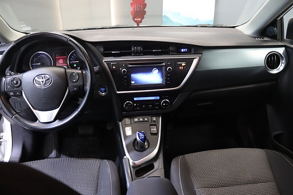 Toyota Auris 19 of 21