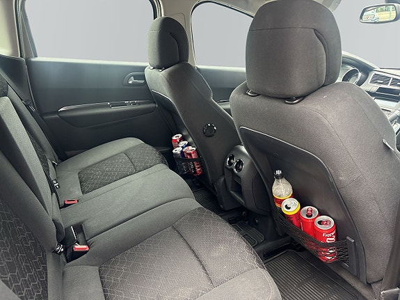 Peugeot 3008 8 of 13