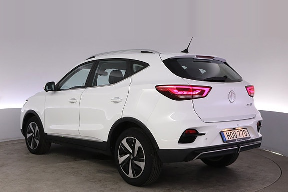 MG ZS 4 of 5