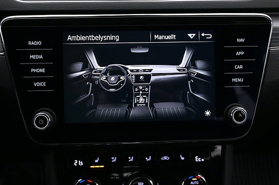 Skoda Superb 16 of 27