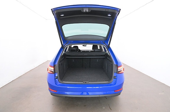 Skoda Superb 22 of 27