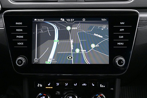 Skoda Superb 12 of 27