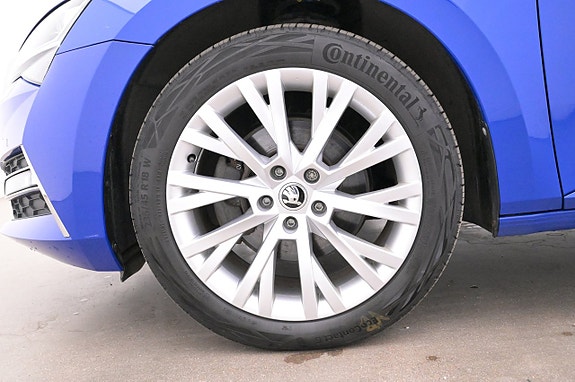 Skoda Superb 27 of 27