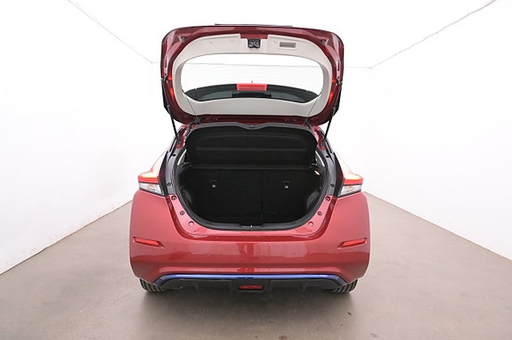 Nissan Leaf 24 of 27
