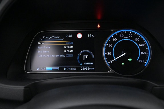Nissan Leaf 9 of 27