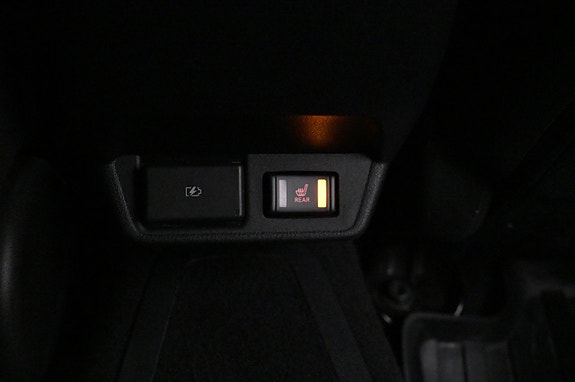 Nissan Leaf 23 of 27