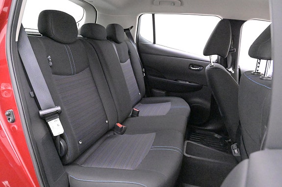 Nissan Leaf 22 of 27