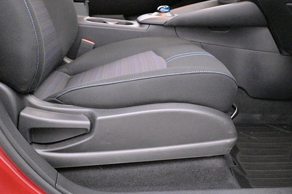 Nissan Leaf 15 of 27