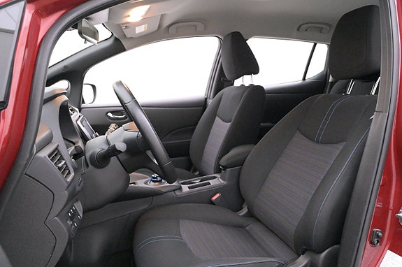 Nissan Leaf 12 of 27