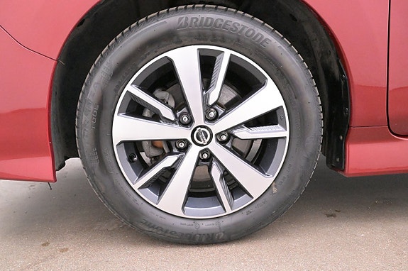 Nissan Leaf 27 of 27