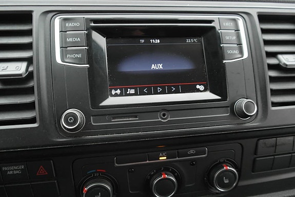 Volkswagen Transporter 16 of 22