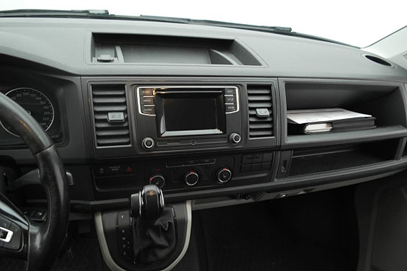 Volkswagen Transporter 12 of 22