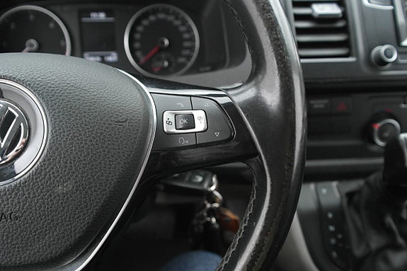 Volkswagen Transporter 22 of 22
