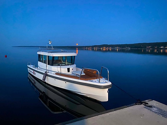 Axopar 28 Cabin Mercury 300hk - Vi förmedlar din båt 4 of 8
