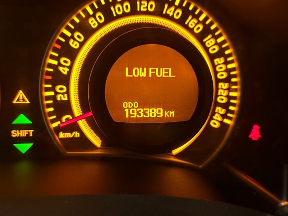 Toyota Auris 15 of 17