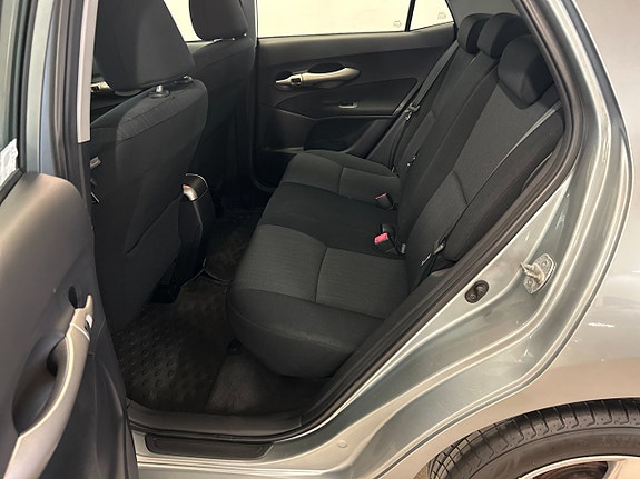 Toyota Auris 11 of 17