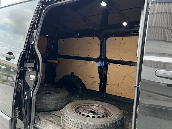 Ford Transit Custom 6 of 7