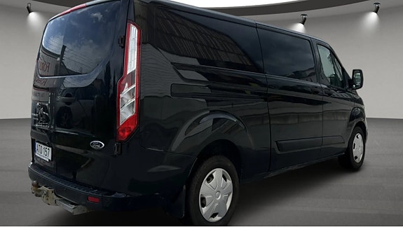 Ford Transit Custom 3 of 5