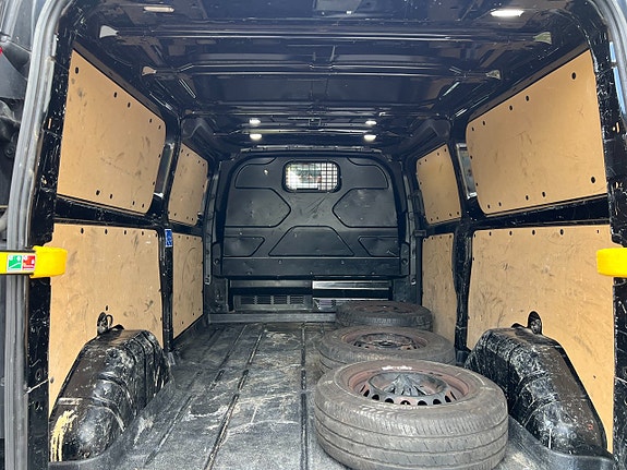 Ford Transit Custom 7 of 7