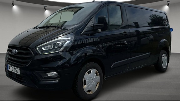 Ford Transit Custom 2 of 5