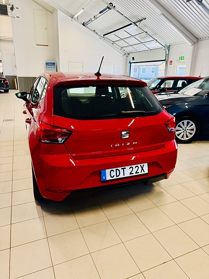 Seat Ibiza 2 of 4