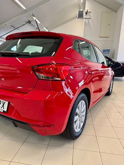 Seat Ibiza 3 of 12