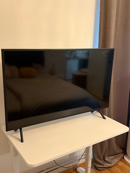 Samsung TV 43 tum svart image 2