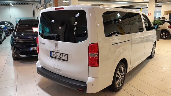 Peugeot Traveller 6 of 11