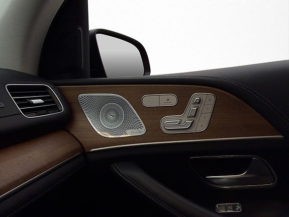 Mercedes-Benz GLE450 29 of 30