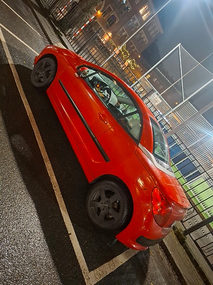 Peugeot 207 CC 3 of 3