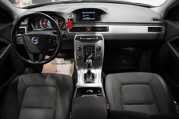 Volvo V70 10 of 21