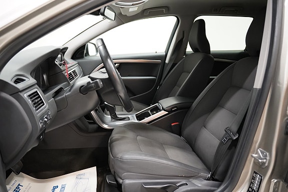 Volvo V70 7 of 21