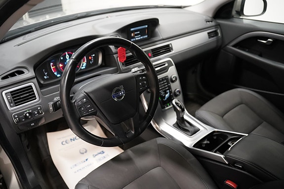 Volvo V70 6 of 21