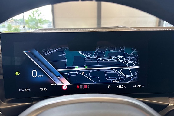 BMW i4 17 of 21