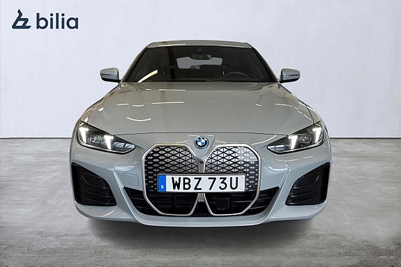 BMW i4 5 of 21