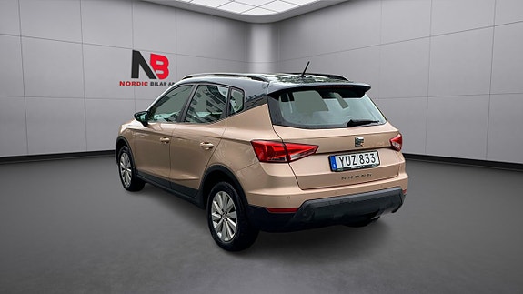 Seat Arona 21 of 25