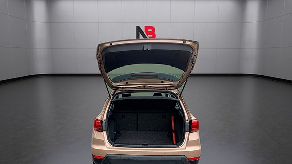 Seat Arona 25 of 25