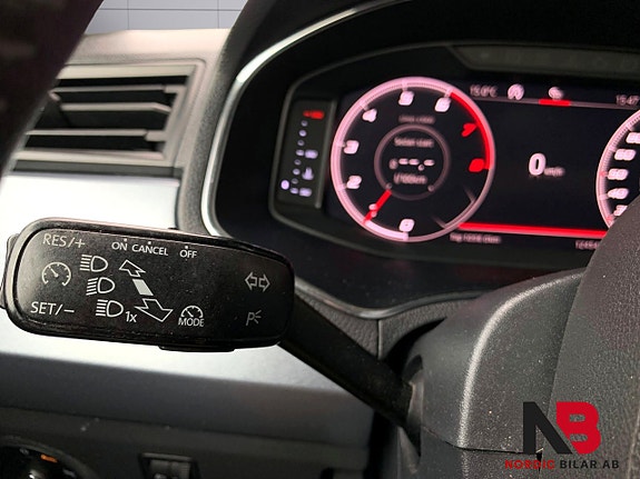 Seat Arona 7 of 25