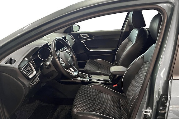 Kia Ceed 10 of 19