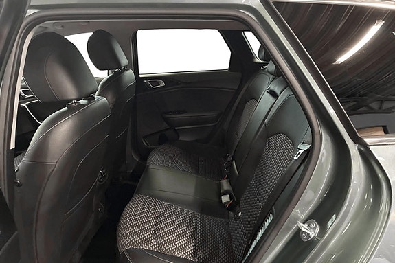 Kia Ceed 11 of 19